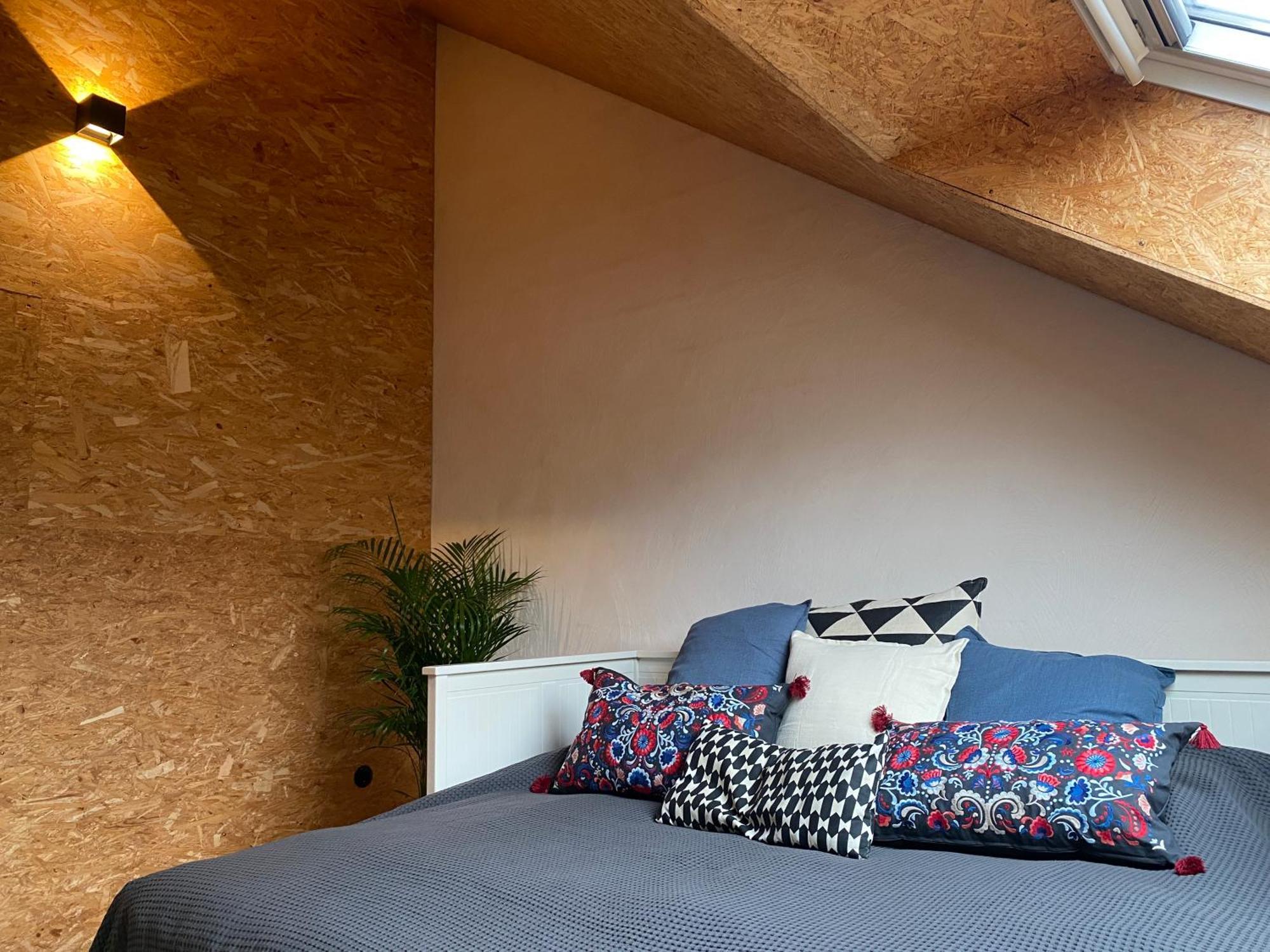 Un Der Attert - Celine'S Loft - Luxembourg Villa Boevange-sur-Attert Exteriör bild